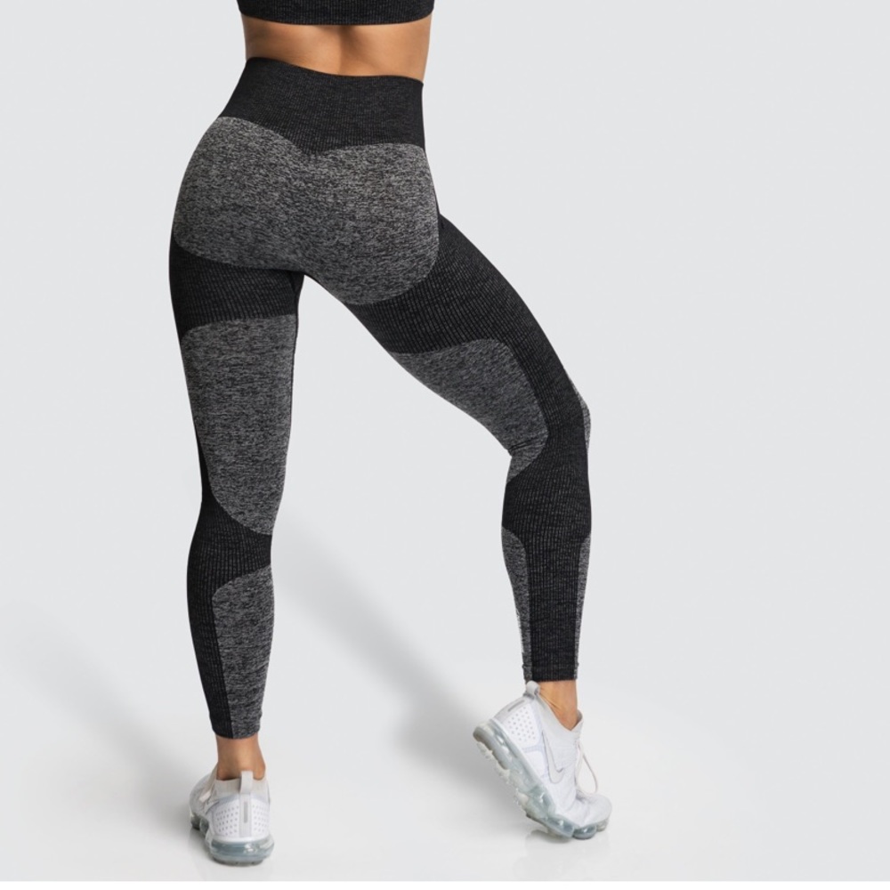 DOYOUEVEN SEAMLESS LEGGINGS